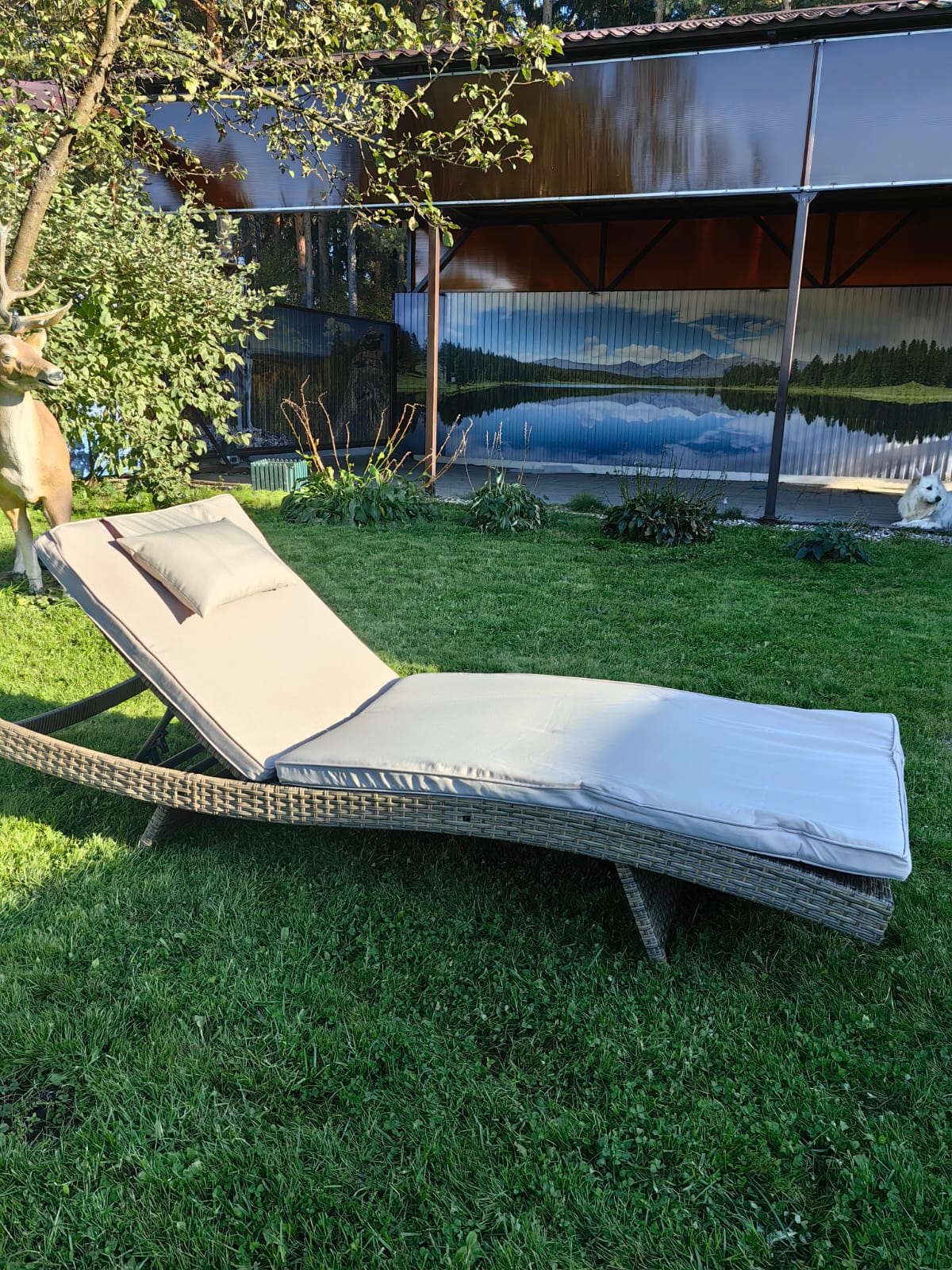 Комплект мебели из искусственного ротанга МАРА “MARA” Greige, шезлонг и столик - Мир Дачника Комплект мебели из искусственного ротанга МАРА “MARA” Greige, шезлонг и столик