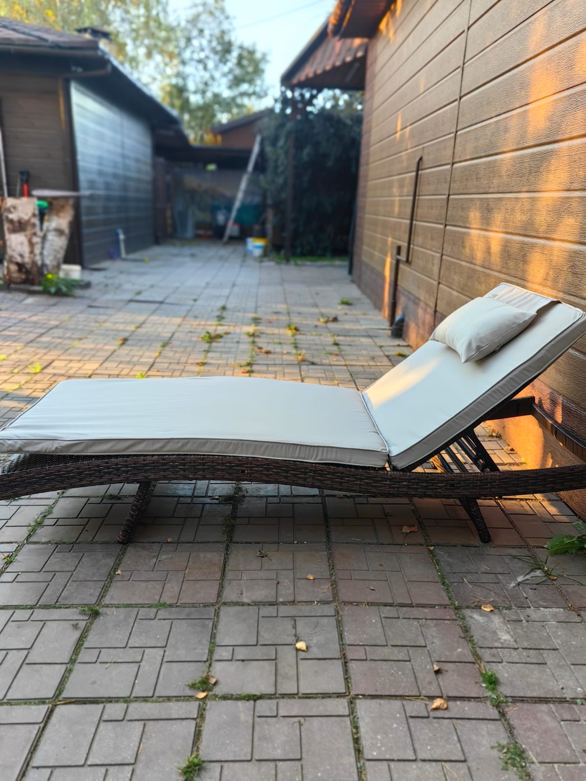 Комплект мебели из искусственного ротанга МАРА “MARA” Шоколад, шезлонг и столик - Мир Дачника Комплект мебели из искусственного ротанга МАРА “MARA” Шоколад, шезлонг и столик