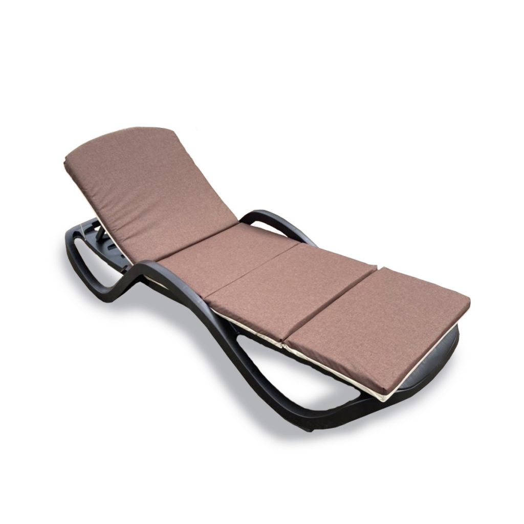 Пластиковый шезлонг , пляжный лежак купить в интернет-магазине в Москве ...