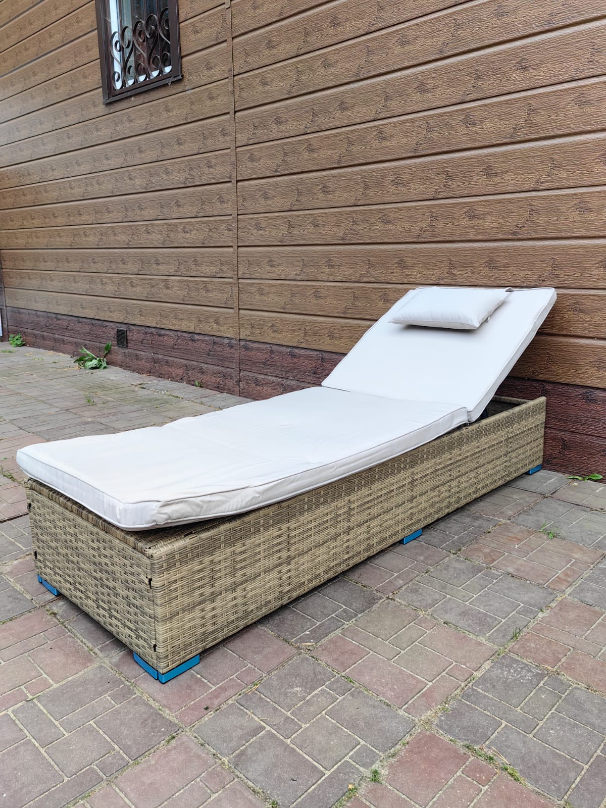 Комплект шезлонгов из искусственного ротанга Орландо Greige - Мир Дачника Комплект шезлонгов из искусственного ротанга Орландо Greige