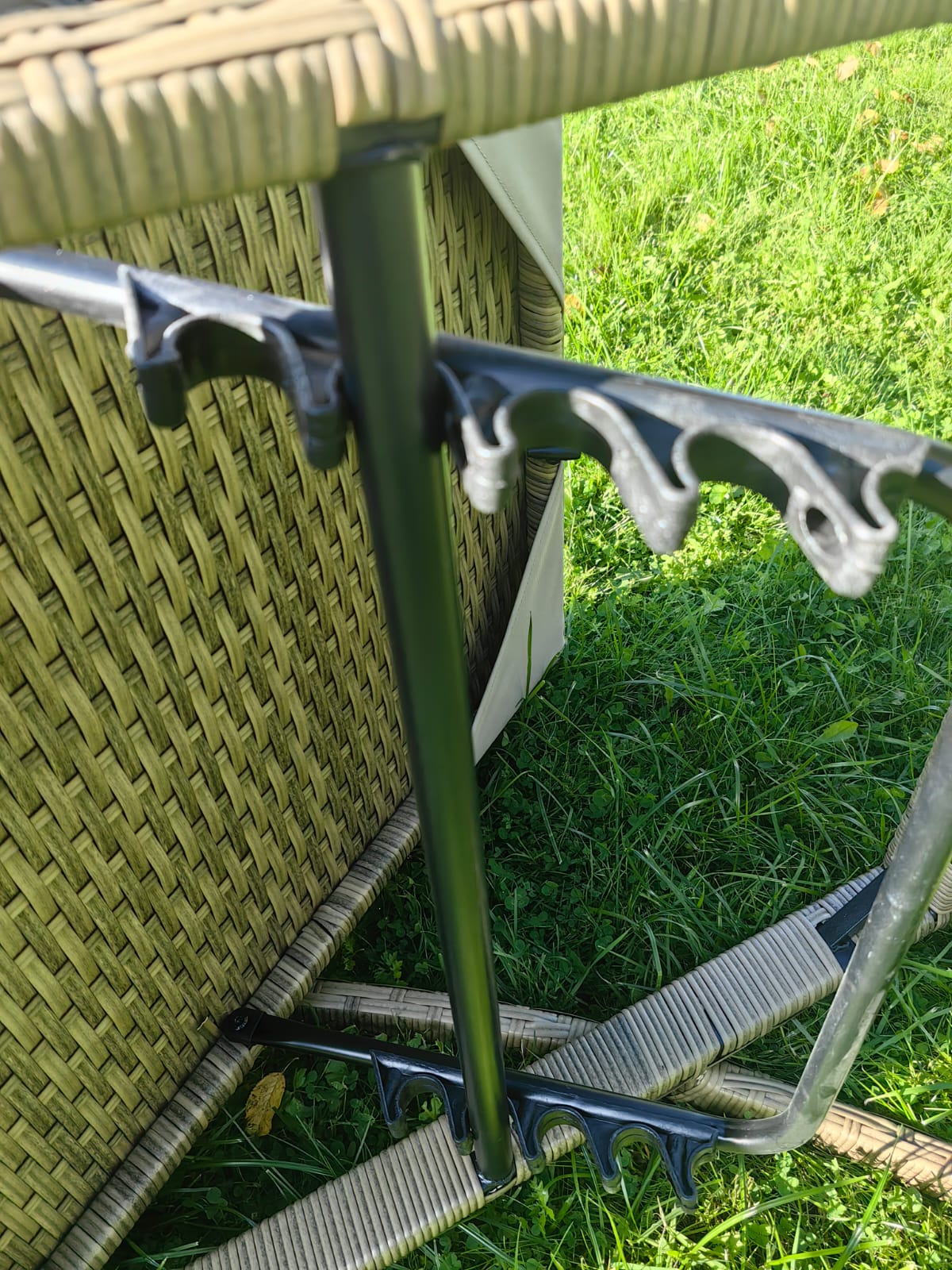 Комплект из искусственного ротанга два шезлонга Империал и столик Мара-2 (Greige) - Мир Дачника Комплект из искусственного ротанга два шезлонга Империал и столик Мара-2 (Greige)