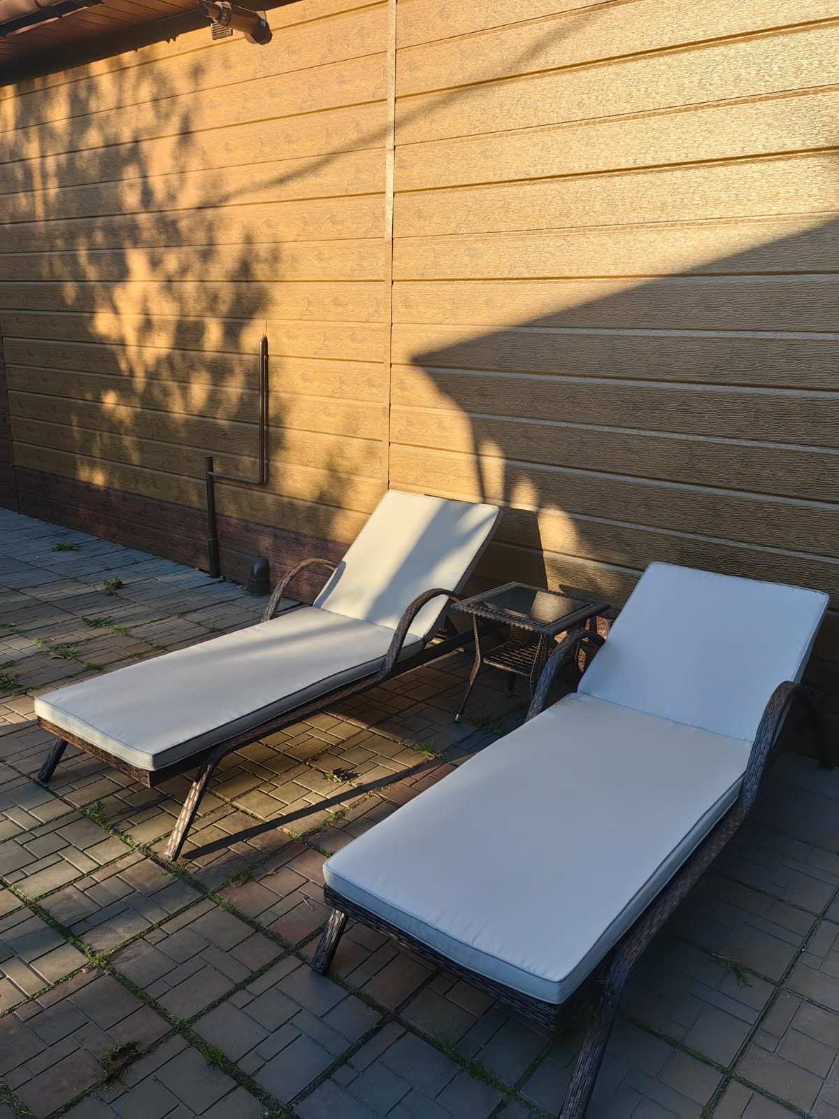 Комплект из искусственного ротанга два шезлонга Империал и столик Мара-2 (Шоколад) - Мир Дачника Комплект из искусственного ротанга два шезлонга Империал и столик Мара-2 (Шоколад)