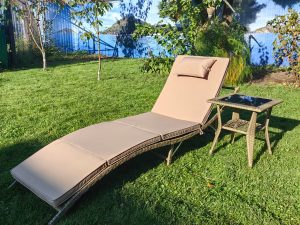 Комплект мебели под искусственный ротанг шезлонг Ливерпуль и столик Мара-2 Greige - Мир Дачника Комплект мебели под искусственный ротанг шезлонг Ливерпуль и столик Мара-2 Greige