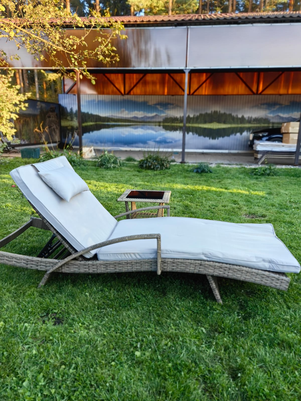 Комплект мебели из искусственного ротанга МАРА “MARA” Greige , шезлонг с подлокотниками и столик - Мир Дачника Комплект мебели из искусственного ротанга МАРА “MARA” Greige , шезлонг с подлокотниками и столик