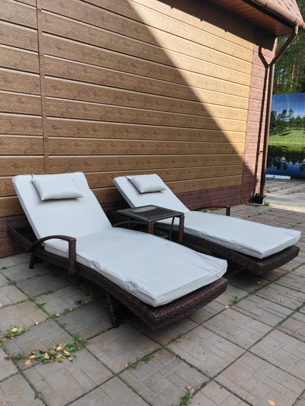 Комплект мебели из искусственного ротанга МАРА “MARA” Шоколад, 2 шезлонга с подлокотниками, столик - Мир Дачника Комплект мебели из искусственного ротанга МАРА “MARA” Шоколад, 2 шезлонга с подлокотниками, столик