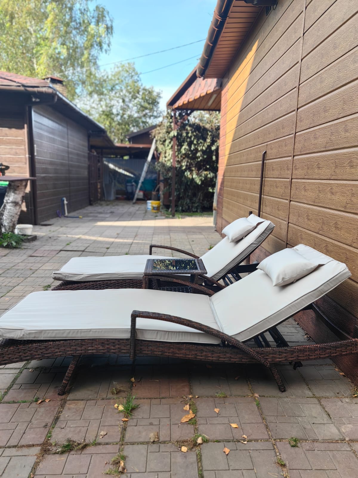 Комплект мебели из искусственного ротанга МАРА “MARA” Шоколад, 2 шезлонга с подлокотниками, столик - Мир Дачника Комплект мебели из искусственного ротанга МАРА “MARA” Шоколад, 2 шезлонга с подлокотниками, столик