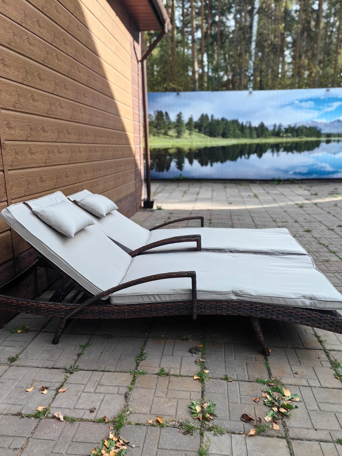 Комплект из 2х шезлонгов с подлокотниками из искусственного ротанга МАРА “MARA” Шоколад - Мир Дачника Комплект из 2х шезлонгов с подлокотниками из искусственного ротанга МАРА “MARA” Шоколад