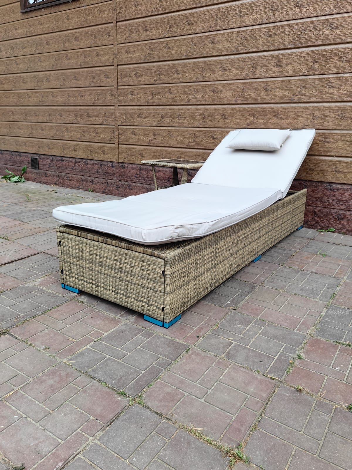 Комплект шезлонгов из искусственного ротанга Орландо Greige - Мир Дачника Комплект шезлонгов из искусственного ротанга Орландо Greige