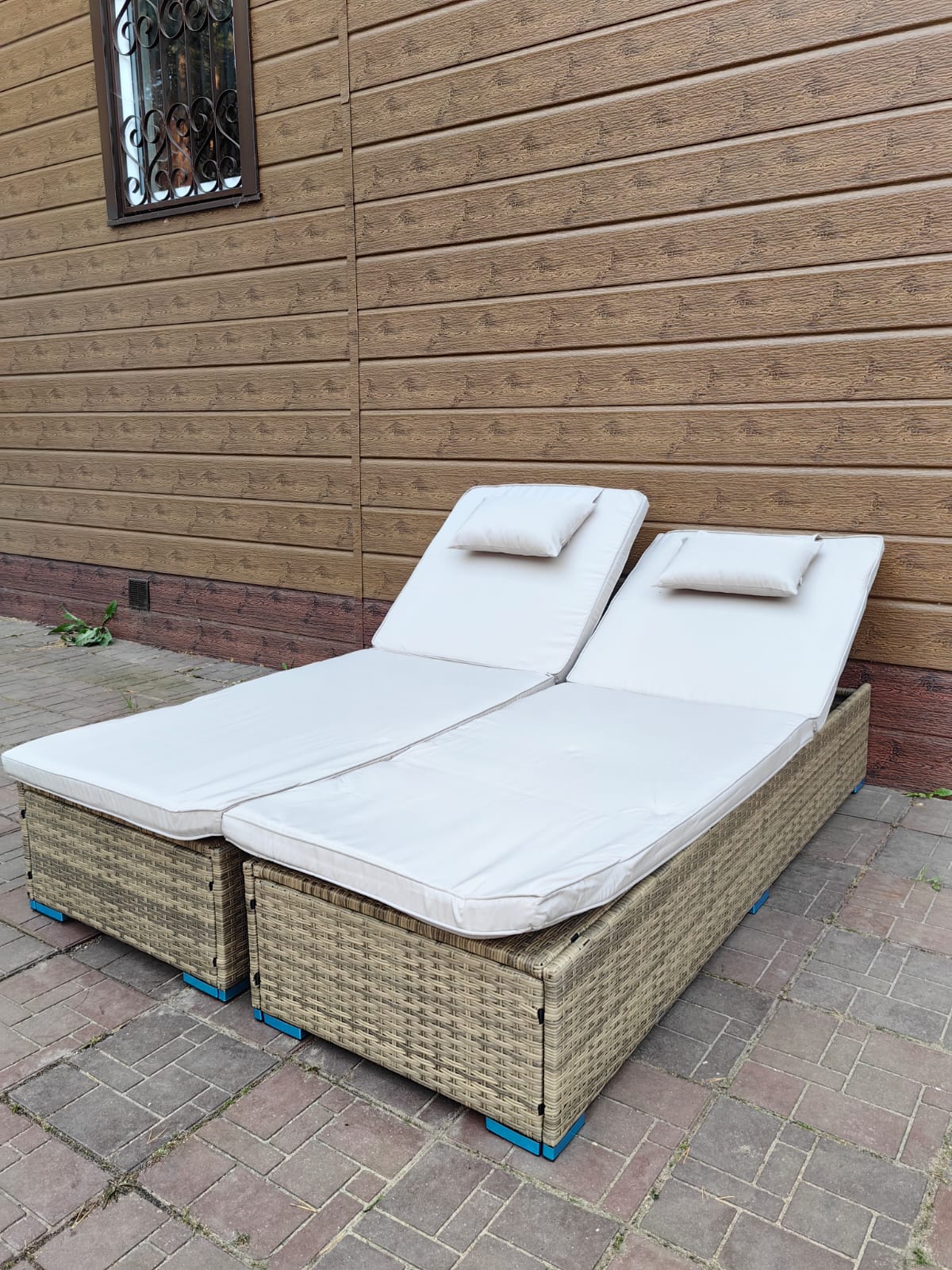 Комплект шезлонгов из искусственного ротанга Орландо Greige - Мир Дачника Комплект шезлонгов из искусственного ротанга Орландо Greige