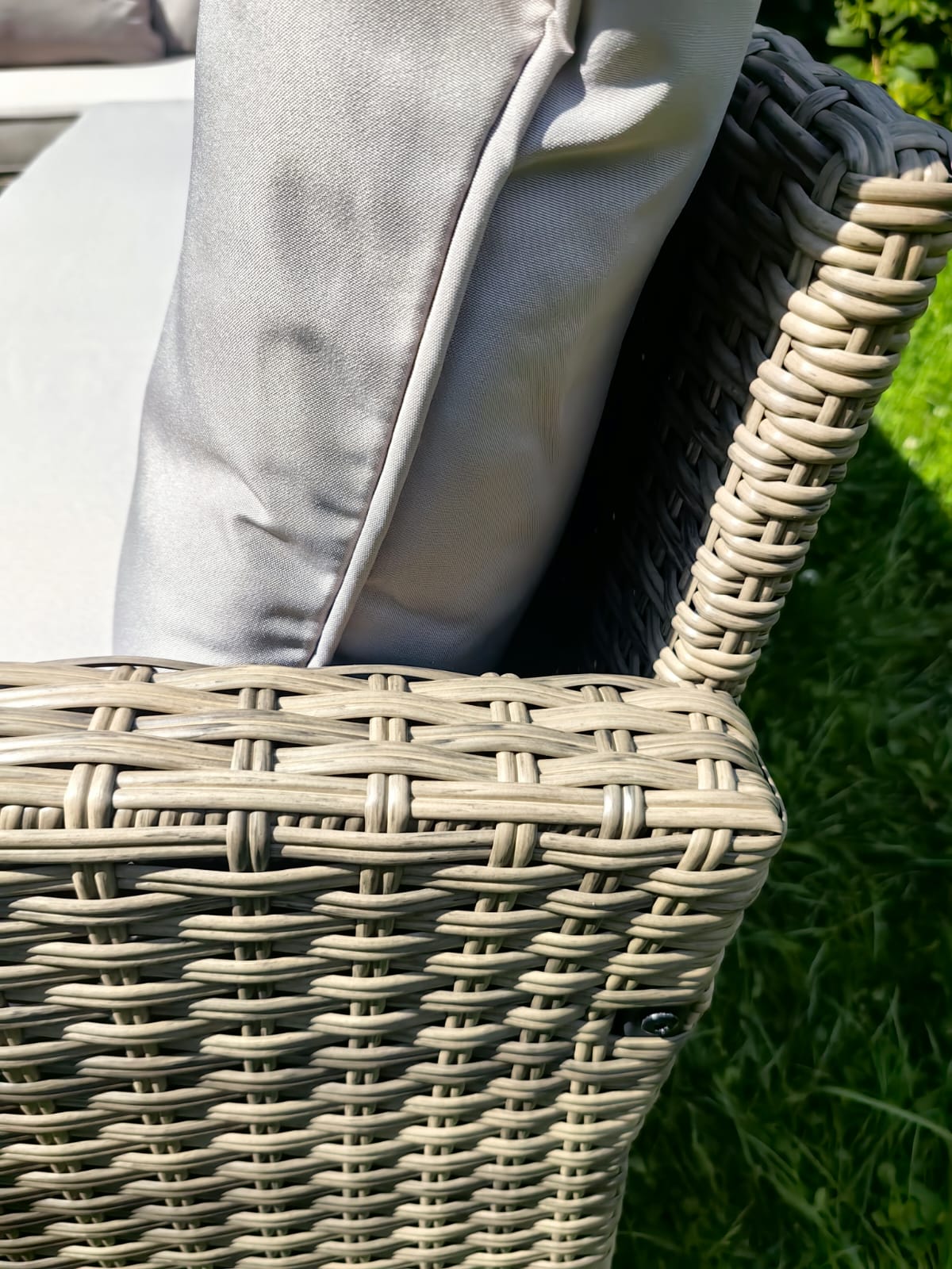 Обеденная группа плетеной мебели Албания «Albania» с подушками Greige - Мир Дачника Обеденная группа плетеной мебели Албания «Albania» с подушками Greige